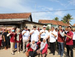 Puncak Hari Ikan Nasional ke-10, Gubernur Arinal Makan Ikan bersama Masyarakat di Labuhan Maringgai, Lampung Timur