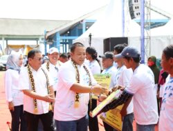 Gubernur Arinal Tinjau Lomba Mewarnai Anak, Masak Lauk Ikan, dan Miniatur Kapal Daur Ulang