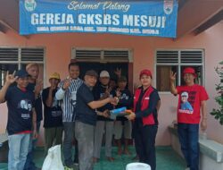 Forum Silaturahmi Relawan Ganjar Mahfud Terus Bergerak Membantu Pengecatan Rumah Ibadah