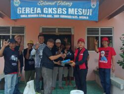 Forum Silaturahmi Relawan Ganjar Mahfud Terus Bergerak Membantu Pengecatan Rumah Ibadah