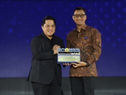 Dirut PLN Raih Best CEO of Communications, PLN Jadi Best of The Best Communications dengan 12 Penghargaan dari Menteri BUMN di Ajang BCOMSS 2024
