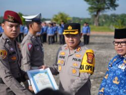 Penjabat Bupati Mesuji Sulpakar Menggelar Acara Halal Bihalal Masuk Kerja Usai Cuti Bersama Hari Raya Idulfitri 1445 Hijriah