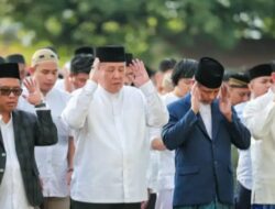 Pelaksanaan Sholat Id 1445 H di Lapangan Korem Gatam Dihadiri Oleh Gubernur Lampung