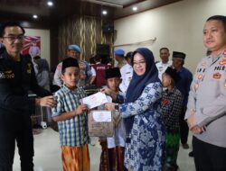 Warga Berbondong-bondong Ikuti Bakti kesehatan Khitanan Massal Polres Mesuji