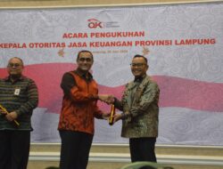 Anggota Dewan Komisioner OJK RI Kukuhkan Kepala OJK Provinsi Lampung