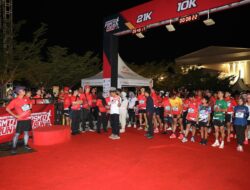 Sekdaprov Fahrizal Lepas Peserta “Krakatau PSMTI Run” dalam Rangka Festival Krakatau XXXIII Tahun 2024