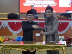 Febrizal Levi Sukmana Melaksanakan Rapat Paripurna Tingkat II Dalam Rangka Penandatanganan Persetujuan Bersama Nota Kesepakatan KUPA dan Perubahan PPAS Kabupaten Mesuji Tahun 2024