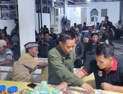 Dipastikan Bisa Maju Pilkada Mesuji, Ratusan Warga Geruduk Kediaman Elfianah6