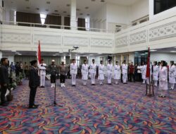 Pj Gubernur Samsudin Kukuhkan 33 Anggota Paskibraka Tahun 2024 Hasil Seleksi Seluruh Siswa SMA/SMK Kabupaten/Kota se-Provinsi Lampung