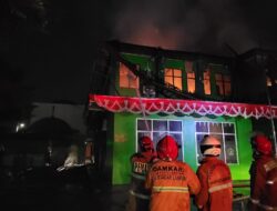 Kebakaran Hanguskan Kantor Kemenag Kota Bandar Lampung