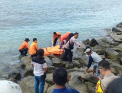 Geger ! Mayat Anonim Ditemukan Mengambang Di Pantai Canti Rajabasa