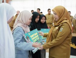 Eva Dwiana Berikan Beasiswa untuk Seribu Santri di Kota Bandar Lampung