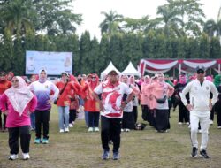 Pemprov Lampung Gelar Senam Bersama di Puncak Hari Ibu Ke-96