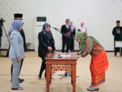 Rektor Unila Lusmeilia Afriani Lantik Pejabat Baru Tahap Tiga Berdasarkan Perubahan SOTK