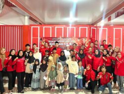 Instruksi Ketua DPC PDIP Kab Lamsel,  H. Nanang Ermanto, Merik Havit Bagi Takjil dan Santunan Untuk Anak Yatim