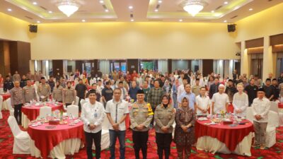 Polda Lampung Berbagi Takjil dan  Buka Puasa Bersama dengan Awak Media