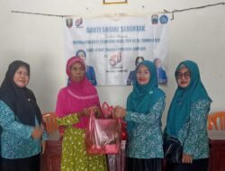Berkah Ramadhan, Ketua Bersama Anggota TP PKK Desa Bumi Jaya Bagi – Bagi Sembako