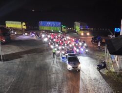 Cara Polisi Layani Pemudik Motor,  Kawal Hingga Perbatasan Jamin Keamanan