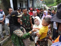 Sepulang dari Retreat, Walikota Eva Dwiana Salurkan Bantuan dan Tinjau Normalisasi Sungai di Sukamaju