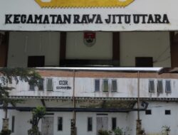 Elfianah: Kecamatan dan Balai Desa di Rawajitu Utara Seperti Keranda Mayat