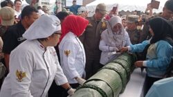 Bandar Lampung Pecahkan Rekor MURI Sekubal Terpanjang Sedunia