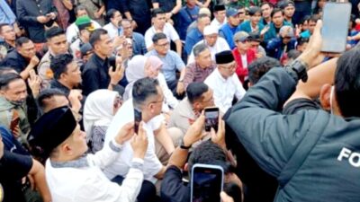 Duduk Bareng : Gubernur, Ketua DPRD, Kapolda Lampung Bersama Massa Aksi 