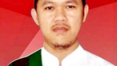 RUJUKAN KELUARGA MUSLIM DALAM MENCETAK KELUARGA SAKINAH DAN GENERASI BERTAQWA (Studi Analisis Ayat Ahwa al-Syahsiyyah dalam Kajian Tematik Hukum Keluarga Islam)