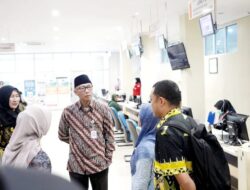 Gubernur Mirza Sidak: Pastikan Layanan Tetap Maksimal